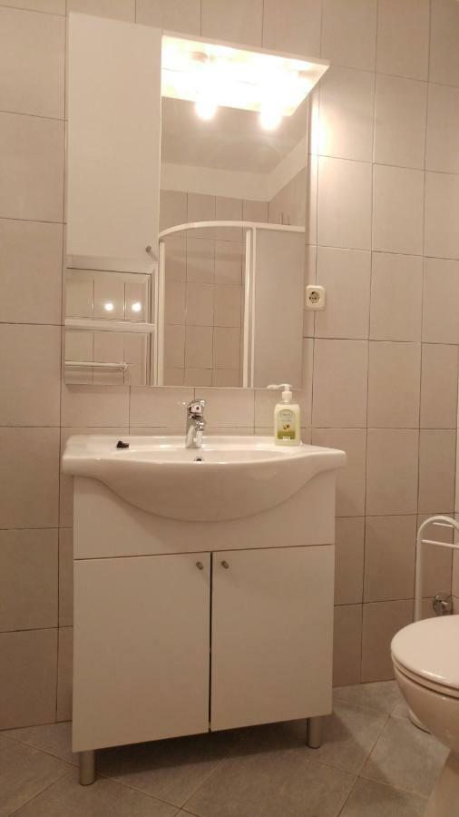 Apartmani Kastelan Barbat na Rabu Kültér fotó